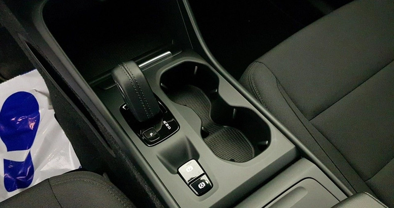 Volvo XC 40 cena 122900 przebieg: 94000, rok produkcji 2021 z Wąchock małe 631